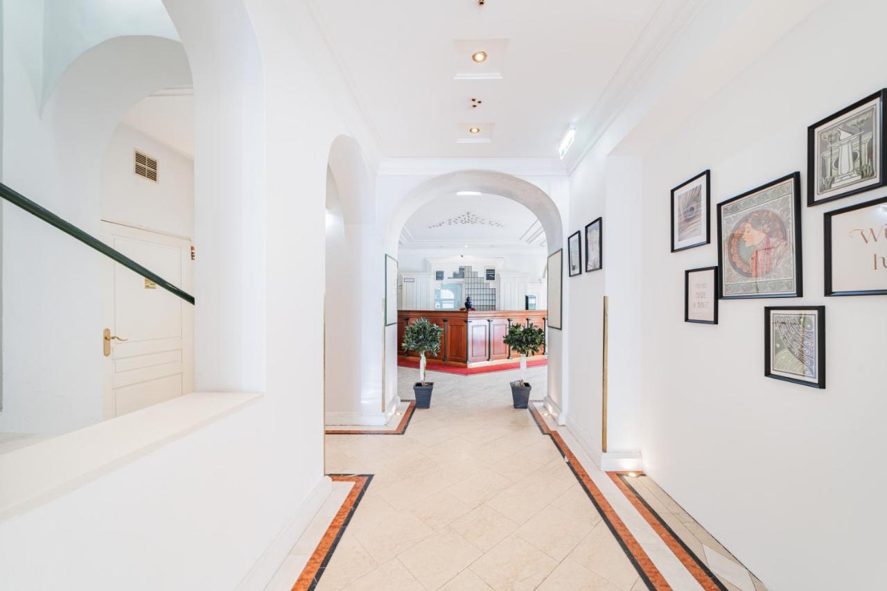 Self-Check-In Hotel Adlon فيينا المظهر الخارجي الصورة