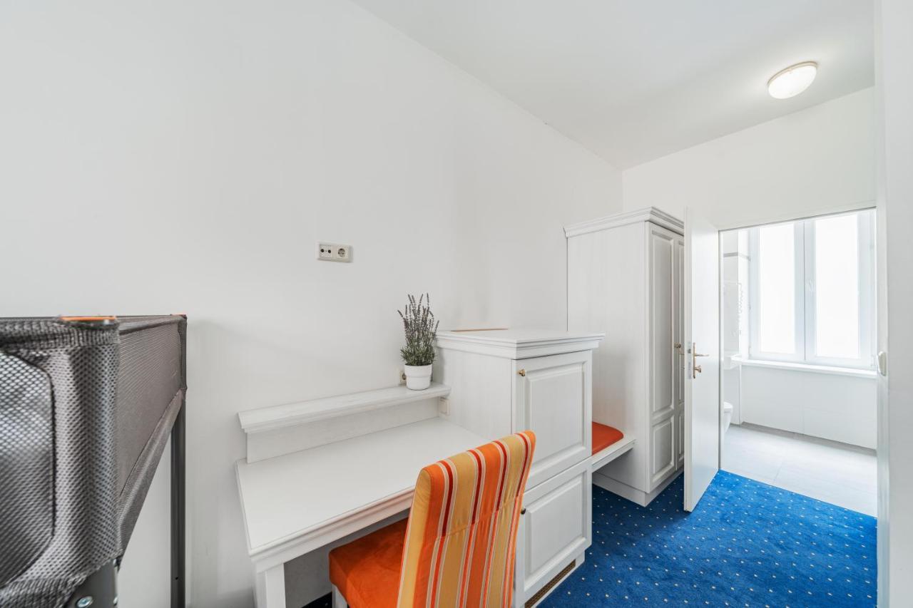 Self-Check-In Hotel Adlon فيينا المظهر الخارجي الصورة