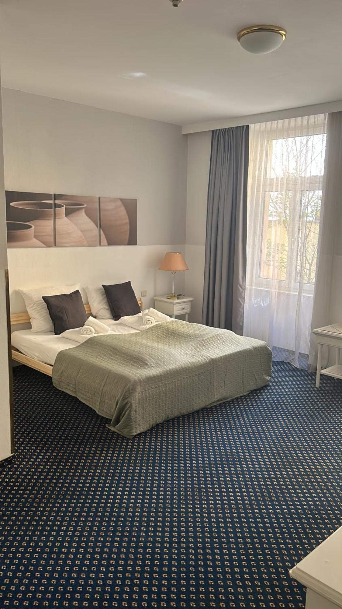 Self-Check-In Hotel Adlon فيينا المظهر الخارجي الصورة